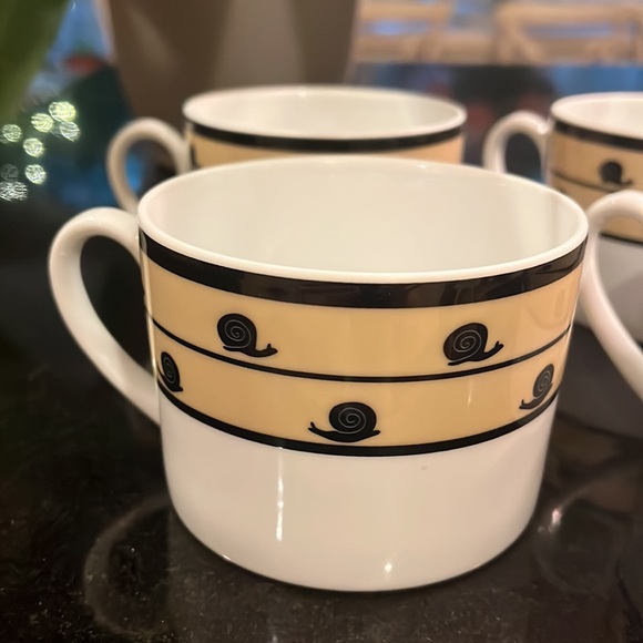 (4) Coffee / Tea Cups - Escargot-Go - Bridget Dobson - Picture 2 of 5